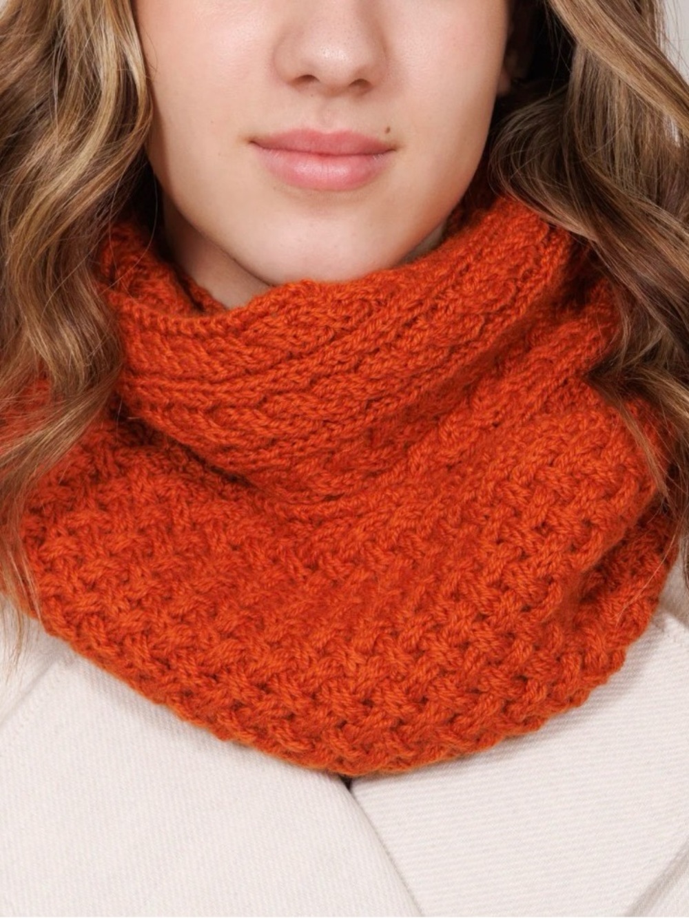 H&M Cozy Orange/Red Knit Cowl Neck Scarf - Women's